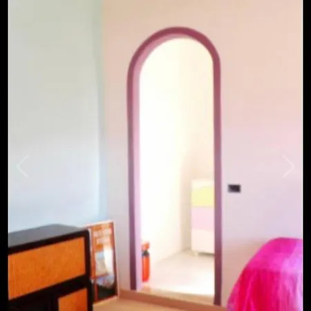 Ai Piedi Del Castello *