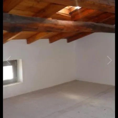Ai Piedi Del Castello * 斯库科拉－马西卡纳